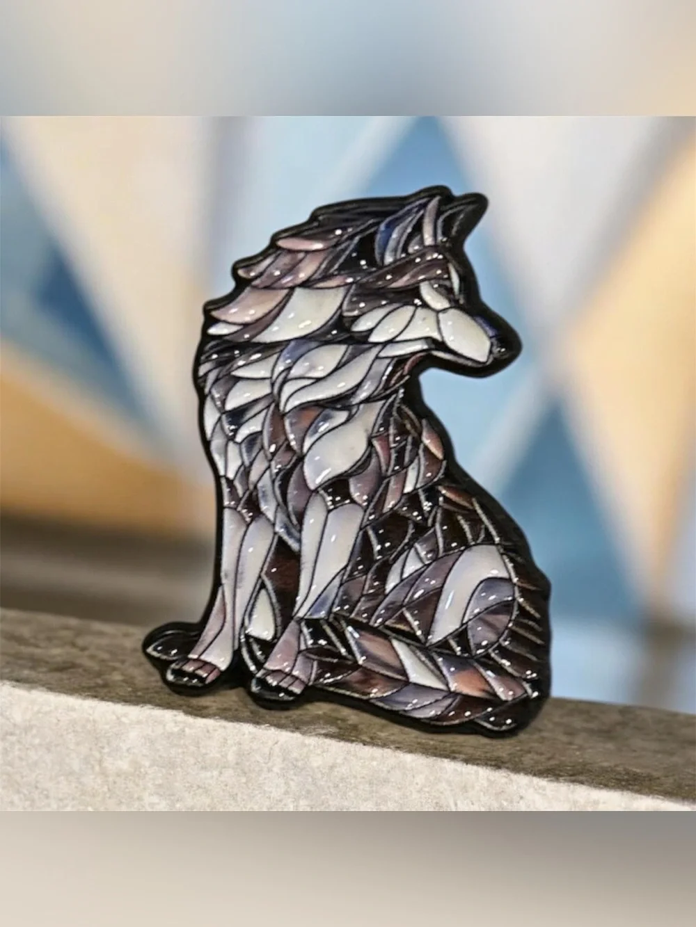 Wolf Enamel Pin - Gray and Black
